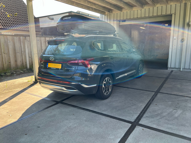 Hyundai SantaFe | N7 680 liter | Mat zwart | Model Marlin
