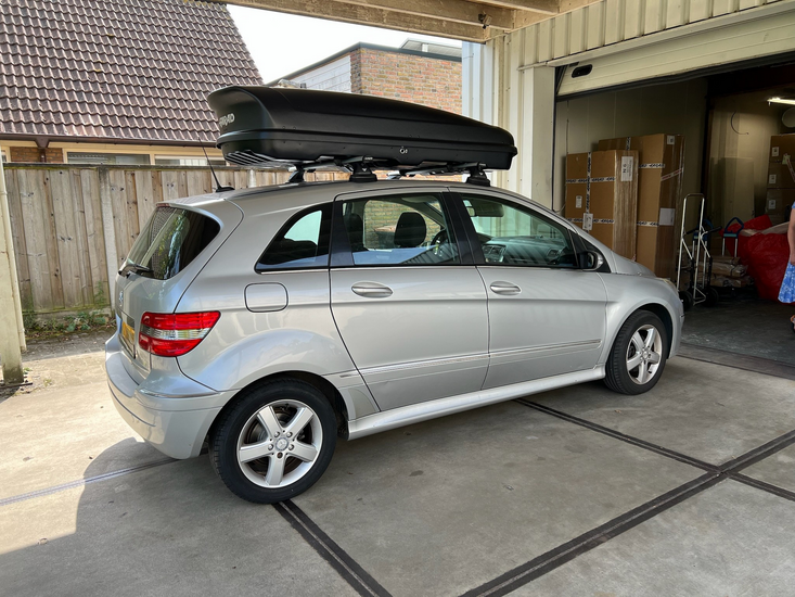 Mercedes B-klasse | N20 480 liter | Mat zwart | Model Koral