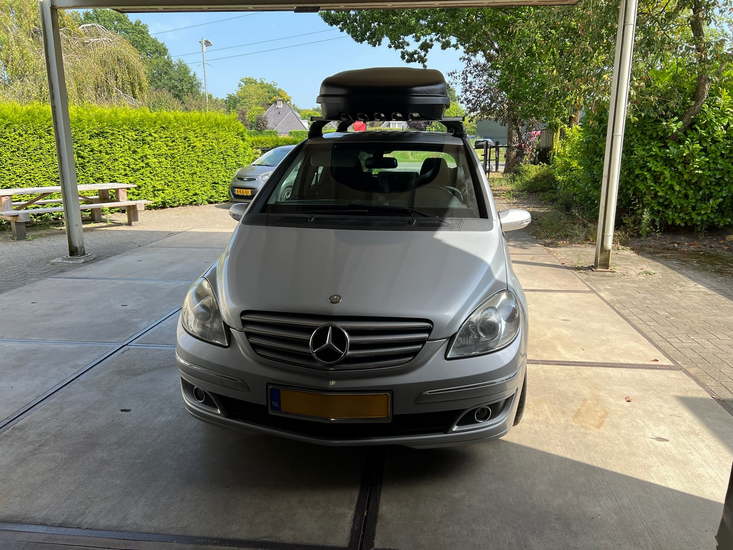 Mercedes B-klasse | N20 480 liter | Mat zwart | Model Koral