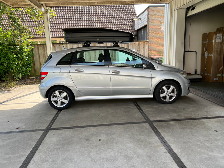 Mercedes B-klasse | N20 480 liter | Mat zwart | Model Koral