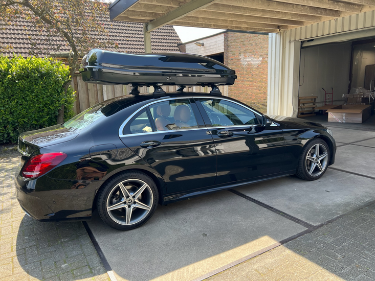 Mercedes C-klasse | N7 680 liter | Hoogglans zwart | Model Marlin
