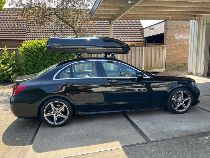 Mercedes C-klasse | N7 680 liter | Hoogglans zwart | Model Marlin