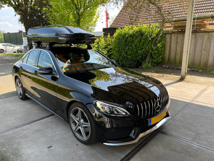 Mercedes C-klasse | N7 680 liter | Hoogglans zwart | Model Marlin