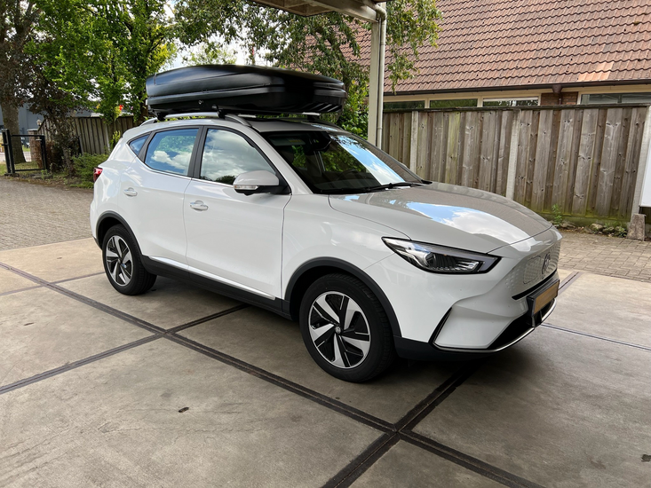 MG Motor ZS Electric | N21 630 liter | Mat zwart | Model Koral