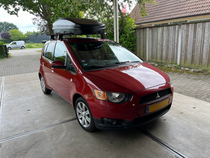 Mitsubishi Colt | N25 480 liter | Mat zwart | Model Raya