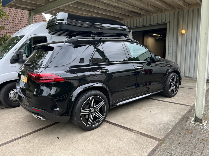 Mercedes GLE | N7 680 liter | Hoogglans zwart | Model Marlin