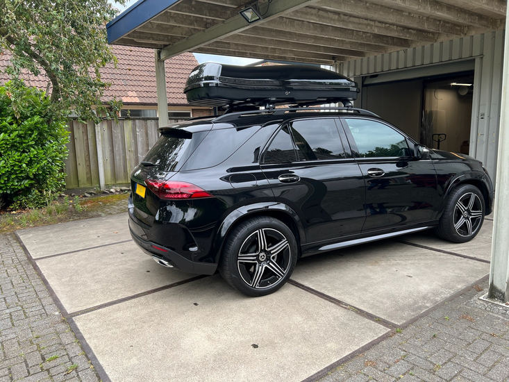 Mercedes GLE | N7 680 liter | Hoogglans zwart | Model Marlin