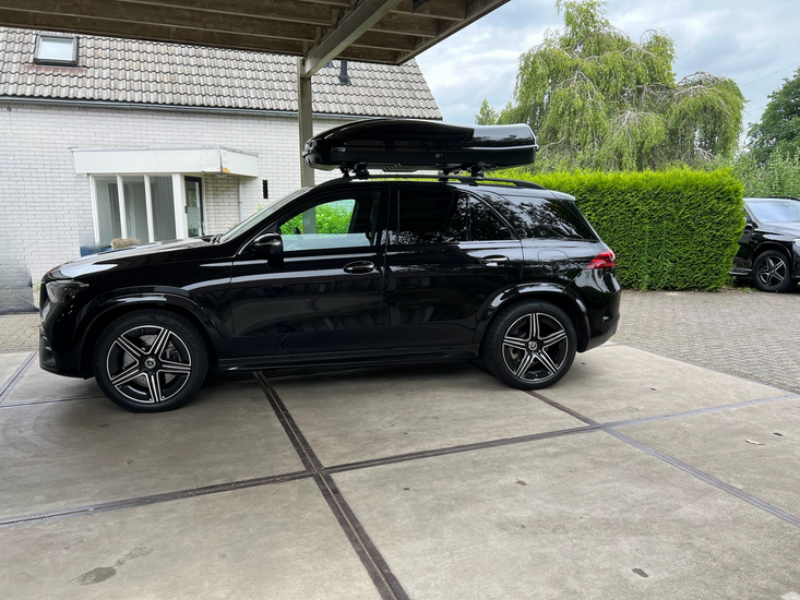 Mercedes GLE | N7 680 liter | Hoogglans zwart | Model Marlin