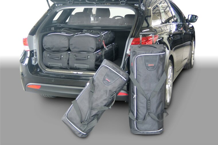 Reistassenset geschikt voor Hyundai i40 CW 2011-2019 wagon Original