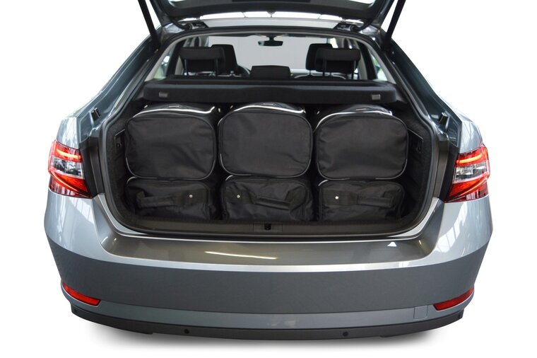 Reistassenset geschikt voor Skoda Superb III (3V) 2015-2024 5-deurs hatchback Original