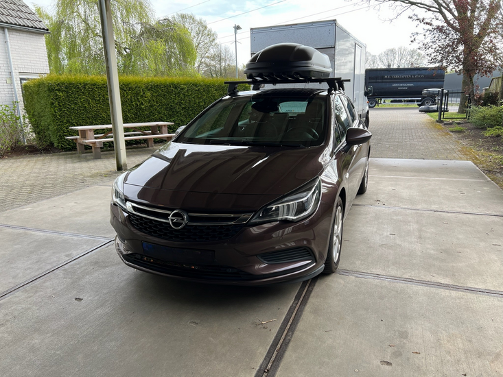 Opel Astra| N8 400 liter | Mat zwart | Model Marlin