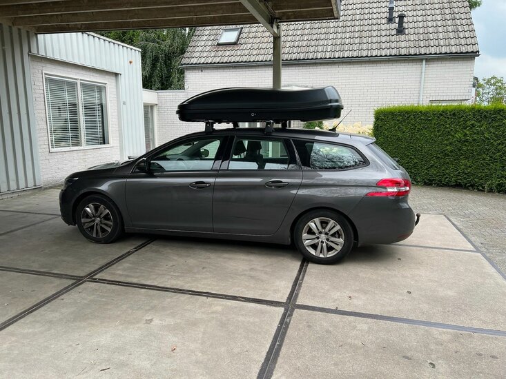 Peugeot 308 SW | N7 680 liter | Mat zwart | Model Marlin