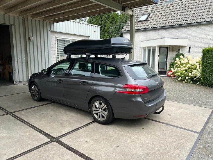 Peugeot 308 SW | N7 680 liter | Mat zwart | Model Marlin