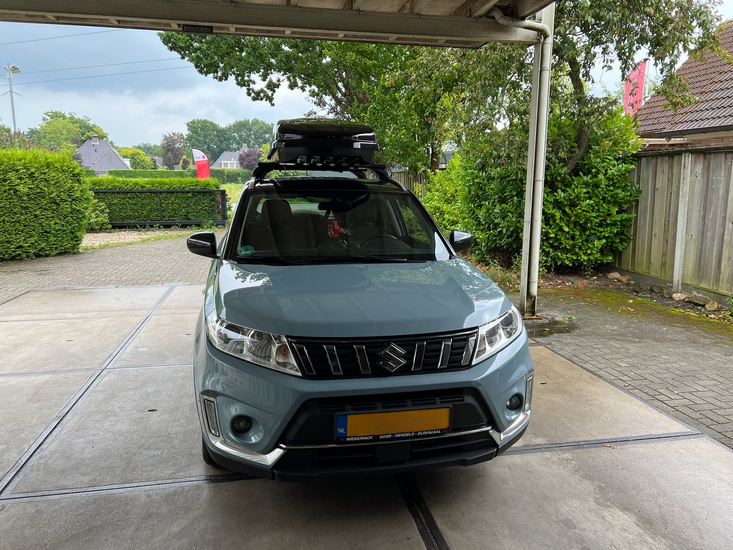Suzuki Vitara | N20 480 liter | Hoogglans zwart | Model Koral