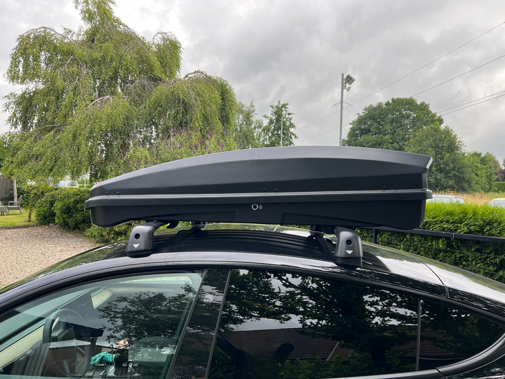 Tesla Model Y | N25 480 liter | Mat zwart | Model Raya