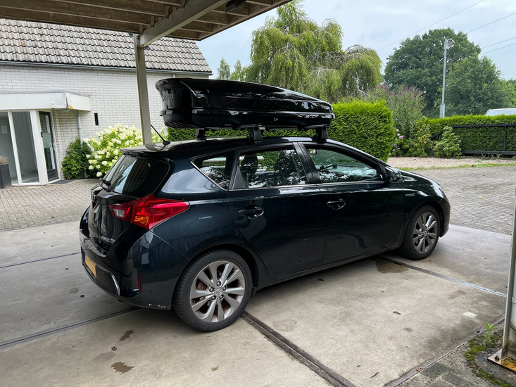 Toyota Auris | N20 480 liter | Hoogglans zwart | Model Koral