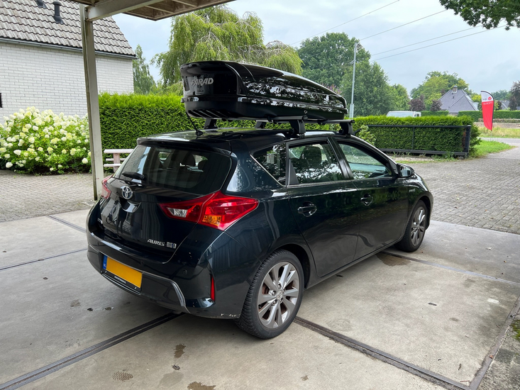 Toyota Auris | N20 480 liter | Hoogglans zwart | Model Koral
