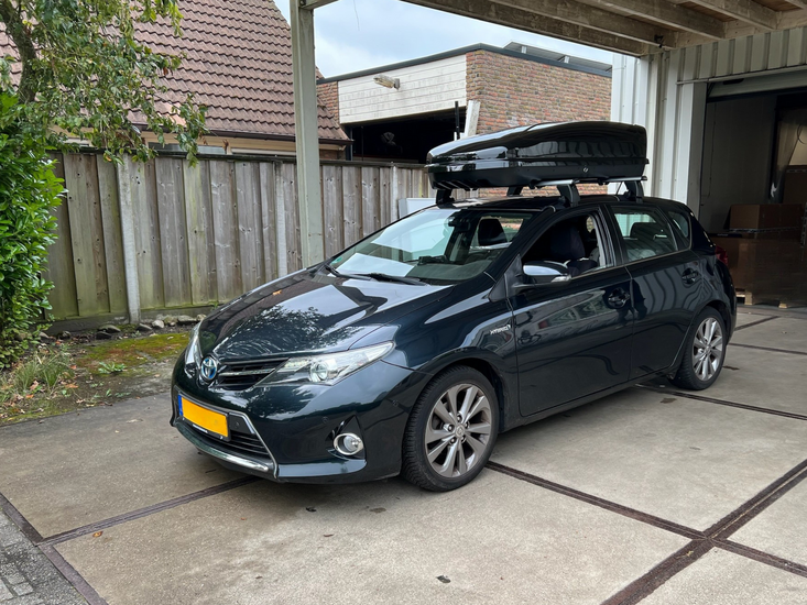 Toyota Auris | N20 480 liter | Hoogglans zwart | Model Koral