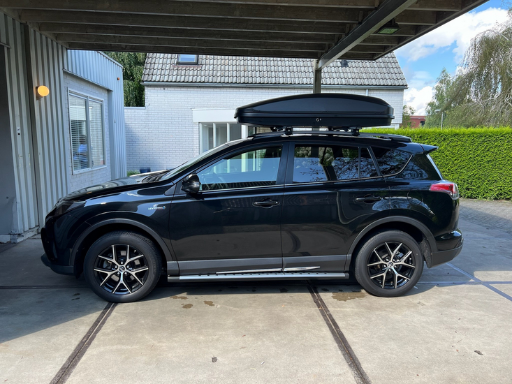 Toyota RAV4 | N18 430 liter | Mat zwart | Model Crub