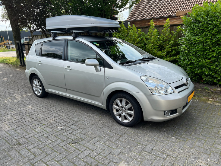 Toyota Verso | N21 630 liter | Grijs | Model Koral