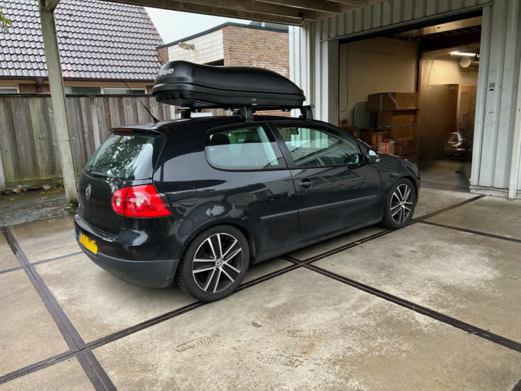 Volkswagen Golf 5 | N8 400 liter | Mat zwart | Model Marlin