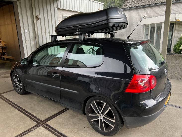 Volkswagen Golf 5 | N8 400 liter | Mat zwart | Model Marlin