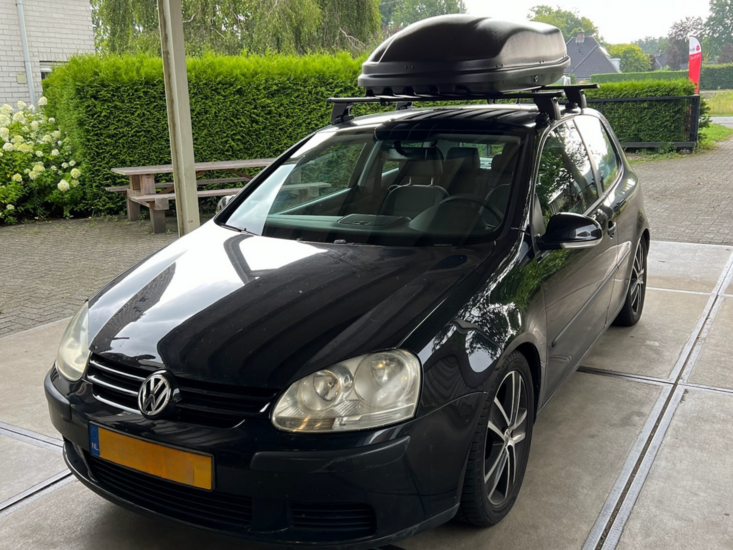 Volkswagen Golf 5 | N8 400 liter | Mat zwart | Model Marlin