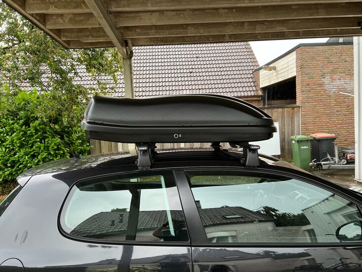 Volkswagen Golf 5 | N8 400 liter | Mat zwart | Model Marlin