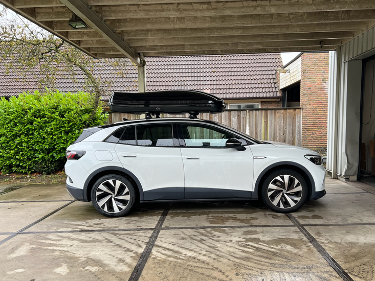 Volkswagen ID.4 | N7 680 liter | Hoogglans zwart | Model Marlin