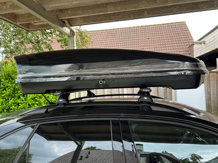 Volkswagen Taigo | N20 480 liter | Hoogglans zwart | Model Koral