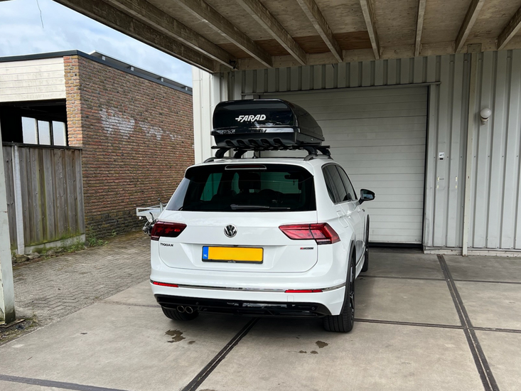 Volkswagen Tiguan | N21 630 liter | Hoogglans zwart | Model Koral