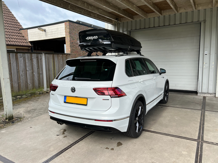 Volkswagen Tiguan | N21 630 liter | Hoogglans zwart | Model Koral