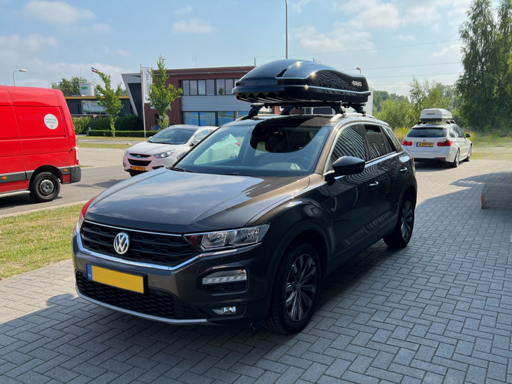 Volkswagen T-roc | N6 480 liter | Hoogglans zwart | Model Marlin