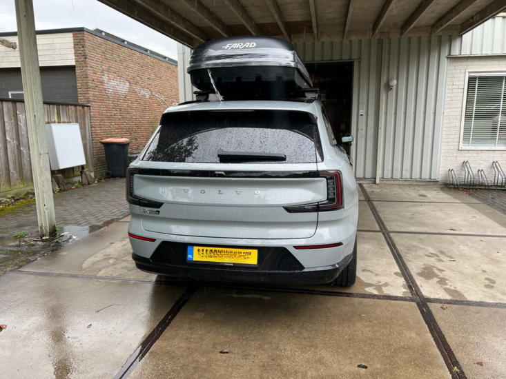 Volvo EX90 | N7 680 liter | Mat zwart | Model Marlin
