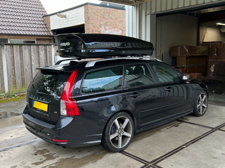 Volvo V50 | N21 630 liter | Hoogglans zwart | Model Koral