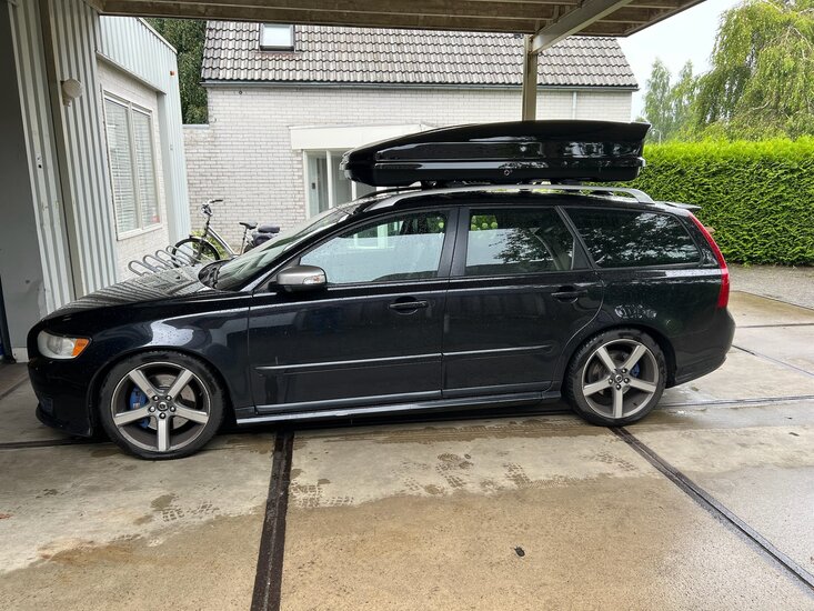 Volvo V50 | N21 630 liter | Hoogglans zwart | Model Koral