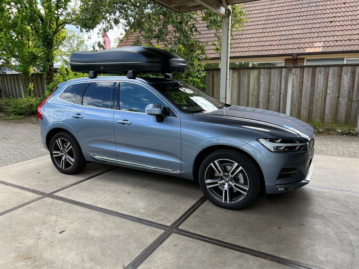 Volvo XC60 | N7 680 liter | Mat zwart | Model Marlin